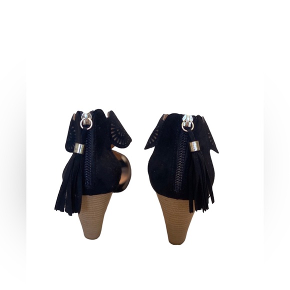 Qupid Velvet and Wood Heels Sandals - Picture 2 of 6